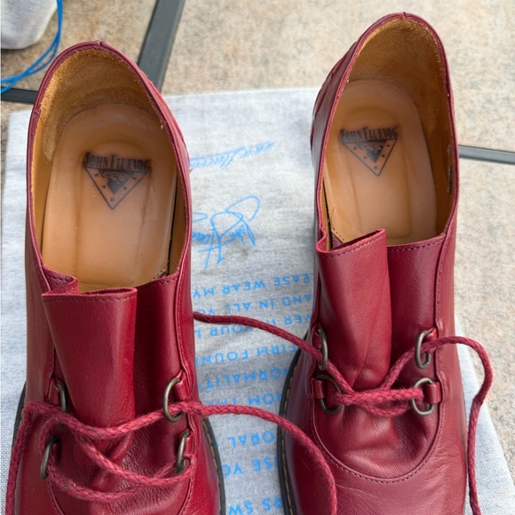John Fluevog Burgundy Leather Heels Women’s Size 9 - Picture 2 of 9